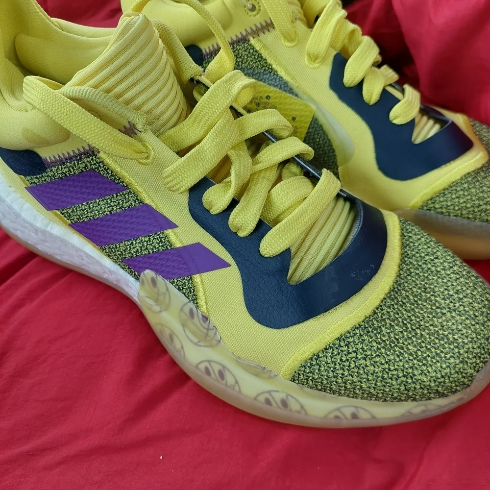 NWT Adidas Yellow Sneakers MEN Sz 7 Marquee BOOST LOW Basketball ( Bag D)